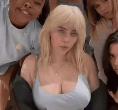 Her tits are mesmerizing 🥵