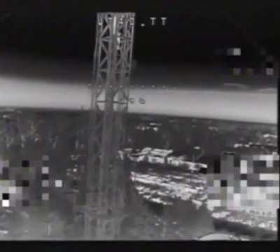 RU POV: FPV Drone finds Ukrainian soldier climbing a tower.