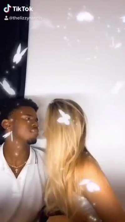 Living The Life Of His Dreams With His GORGEOUS Blonde Queen👸🏼🤴🏿