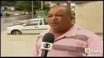 Deve tá lá até hoje