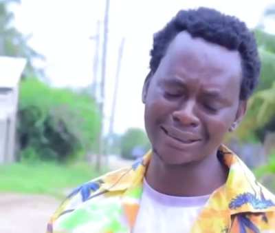 Josh Allen complaining to the refs when the other team breathes near him 