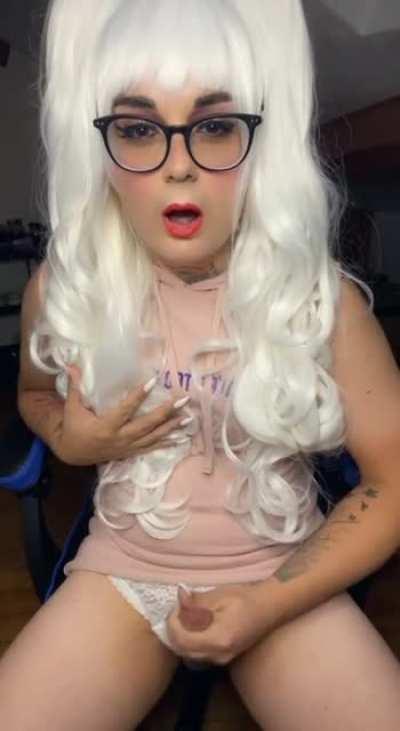 I wish someone could help me cleaning the mess I made.🥹