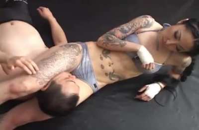 She kos Him Back to Back for 4 mins 😳😵