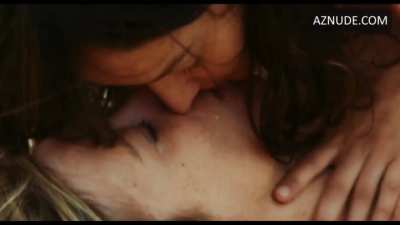 Anaïs in Love (2021) - 23 years age difference between actress