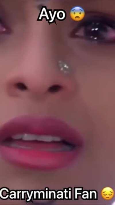 Carry thara baap hai 🤬