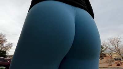 'Tis the season for giving so here are a couple of handfuls!