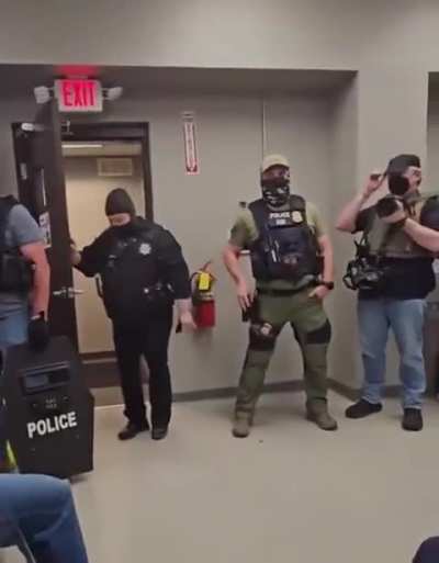 ICE agent at a workplace raid saying they have a fucking warrant and a worker replied 