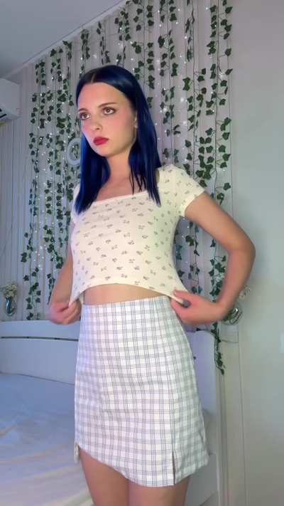 What do you think of girls who don't wear panties?