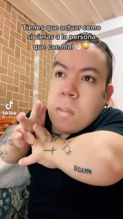 Oe tu que chucha me miras??