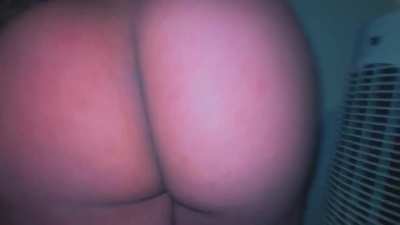 Does anybody want a slice🤭🍰?