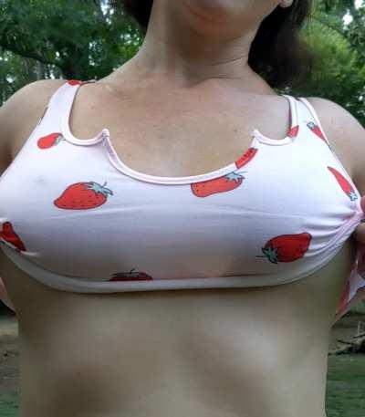 38y boobs..for your (sucking) pleasure :)