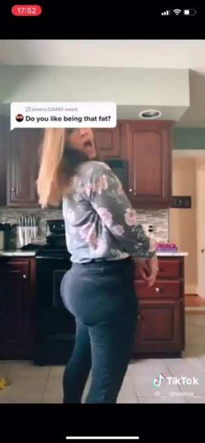 Anyone know this girl’s tiktok