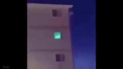 roberto cein mimido con musica de otakus