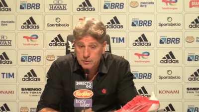 Dia vai, dia vem, e o que permanece na minha cabeça é: Renato, por favor, pode repetir pra eu poder entender?