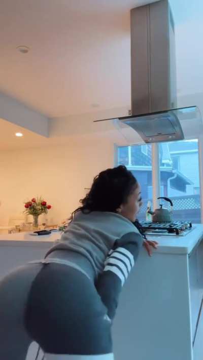 id fold her lil shitt up😩😮‍💨😮‍💨