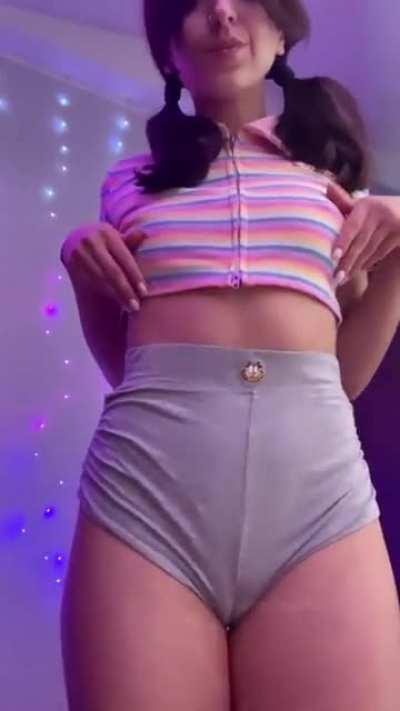 My ass is tiny but i can fit ur dick inside it for sure