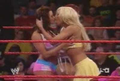 Candice and Torrie 😍🔥