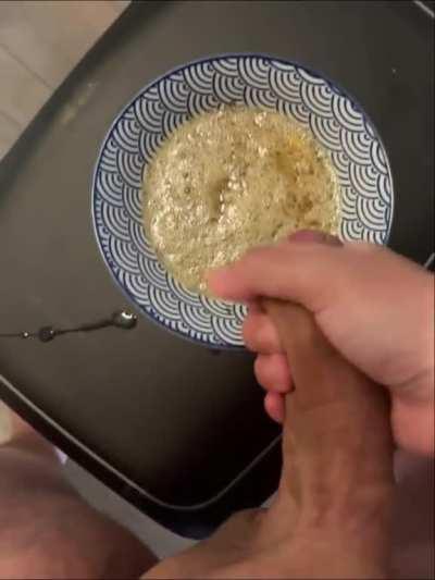 Love stirring cum through my breakfast🥰