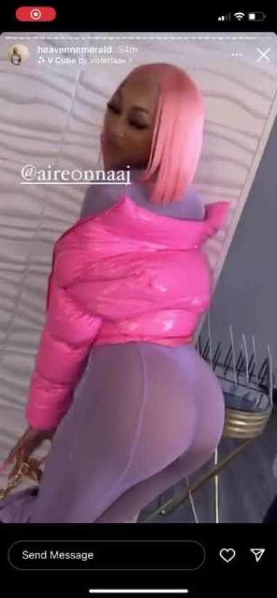 Broo she jus bad asl😩🍭