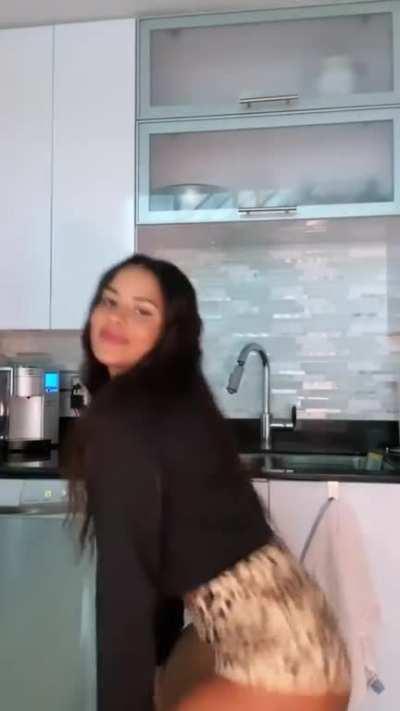 Throwing it back (GFY)