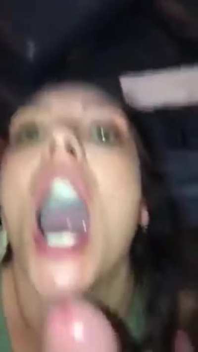 She Loves to Swallowing