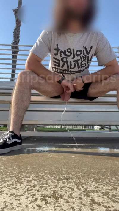 Meet me at the pissing park😛