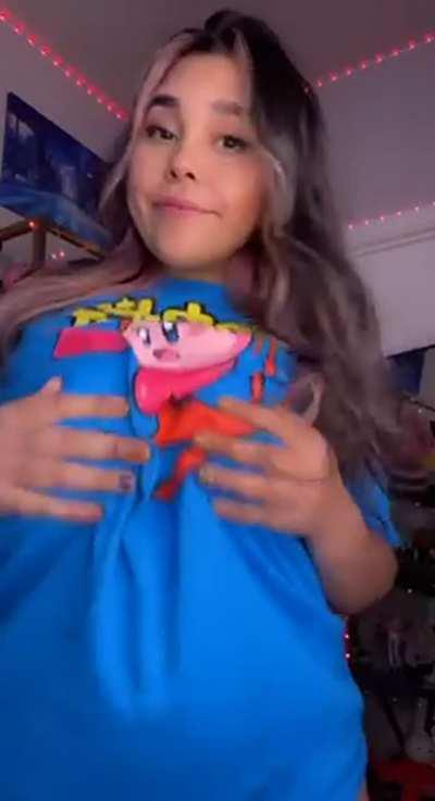 Would you accept nudes from me?