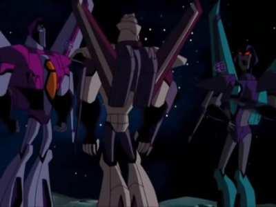 starscream has some cracking to do