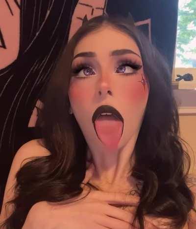 Goth girl’s first time trying Ahegao, did I do a good job? 😳