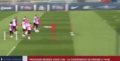 Warning ⚠️ Paredes is up to some crazy shit