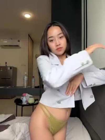 Good morning! Who wants to take me for a ride?