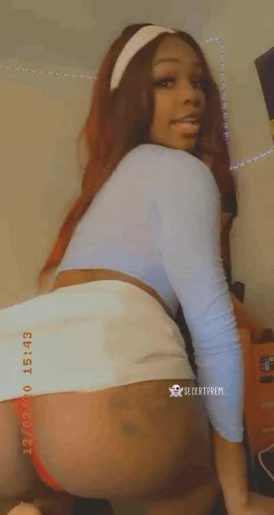 You my small lil skirt ?