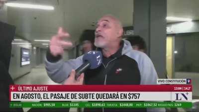 Sabés que se pudrió todo cuando el móvil de LN+ se ve así