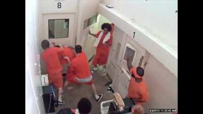 Convicted terrorist tries to convert Canadian inmates, gets absolutely demolished and begs for the guards