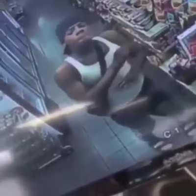 DJ raymones be having me geeked during the intro