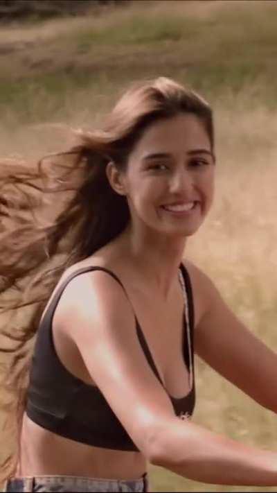 Disha Patani little bounce!