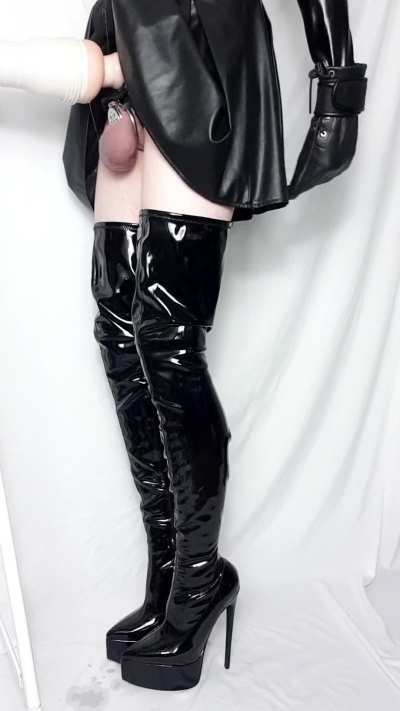 Selfbondage and begging to be allowed to cum in my cage even though my Mistress is online only was so humiliating, but very hot!