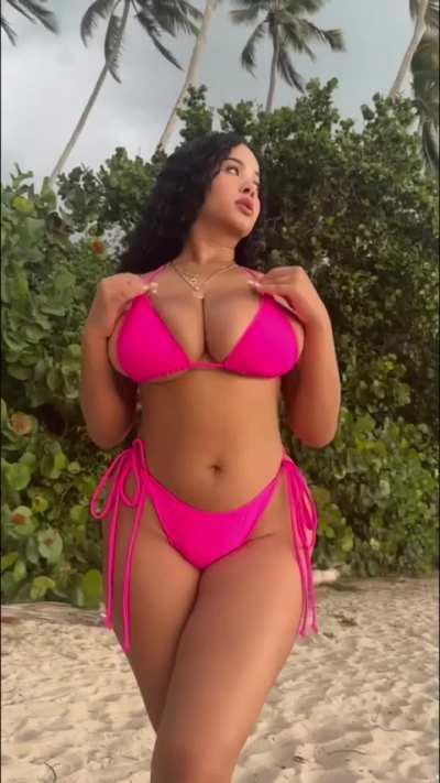 Audrey (@audryadames)