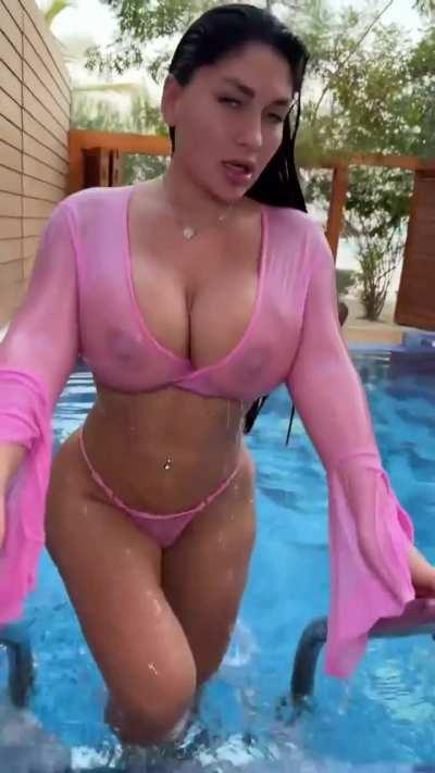 Olya (@olyaseteykinaofficial)