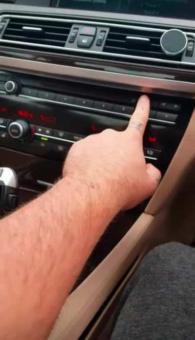 Unii foști propietari sunt duși pă pulă