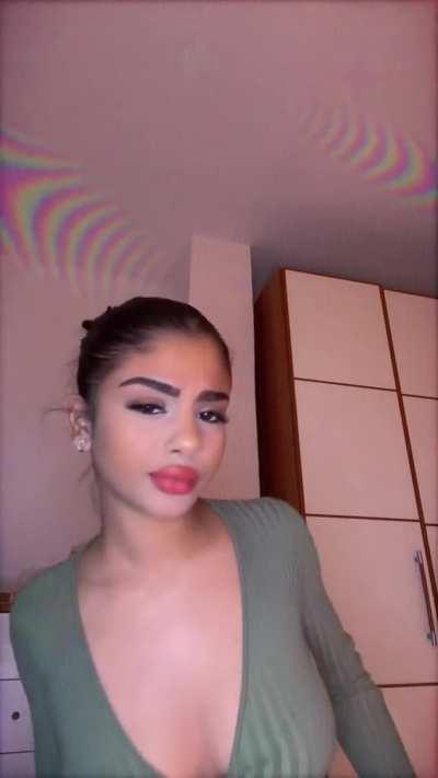 Just trying to get pool party ready 🎉