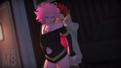 Pinky know how to move her ass