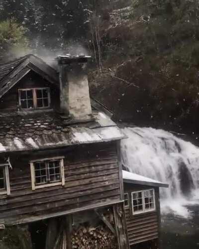 How would you like to live here?