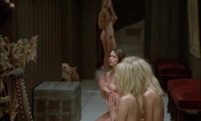 Group - Contes immoraux : Erzsebet Bathory (FR1974) (1/3) - pray