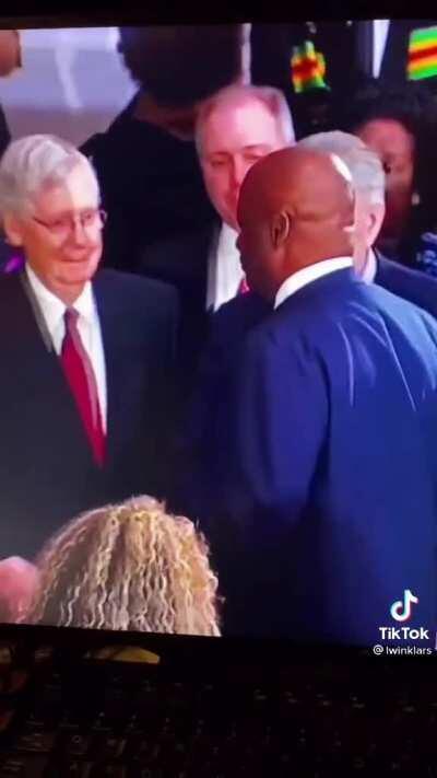 Mitch McConnell dies inside