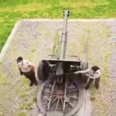 Letting a 120 pound woman operate a Howitzer.