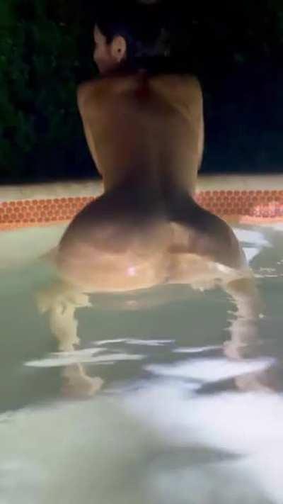 Would you slide up against my little booty?