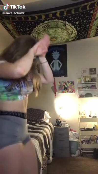 yeterli istek geldiğinde onlyfansını dökerim.