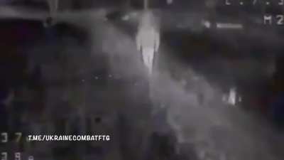 Russian soldier attempts to dodge Ukrainian FPV drones, surviving the first FPV strike with a stuntman-like jump. Lyman direction