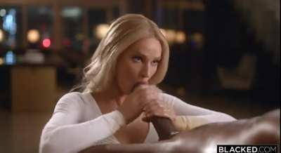 Emma Hix doing her best